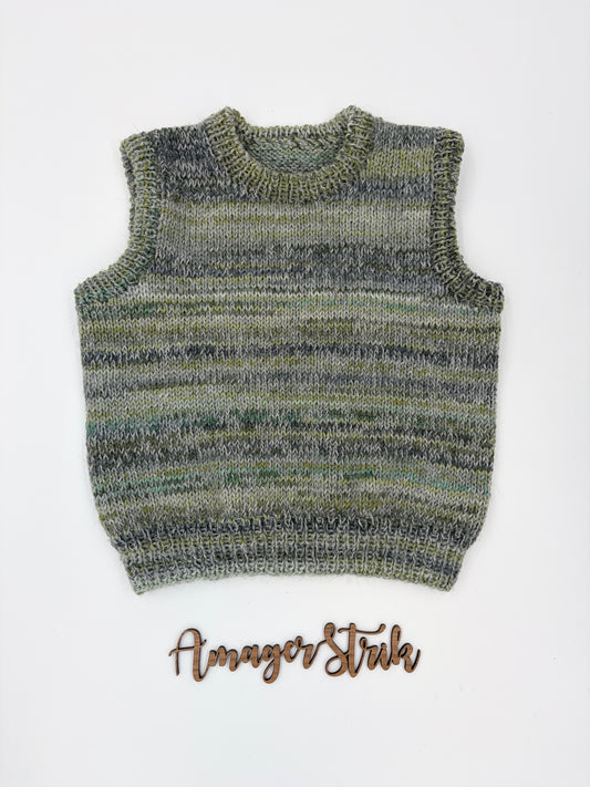 Strikkekit til Jamie’s vest i skovfarver i Alva og Merino bébé