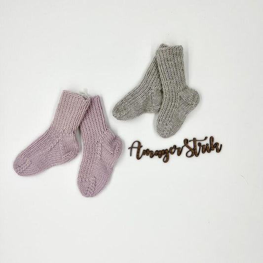 Opskrift til baby ribstrømper