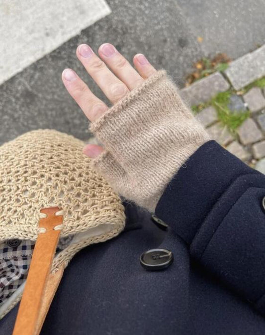 Penny Gloves - PetiteKnit