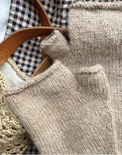 Strikkekits til Penny Gloves fra Petiteknit i Alva fra Filcolana