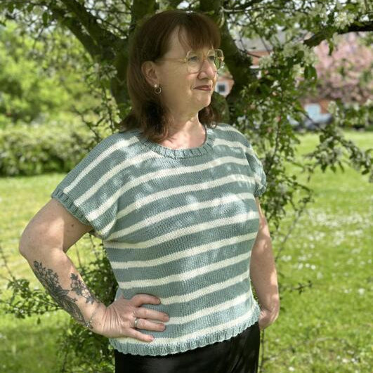 Strikkekits til Sommer Tee i Blød Bomuld