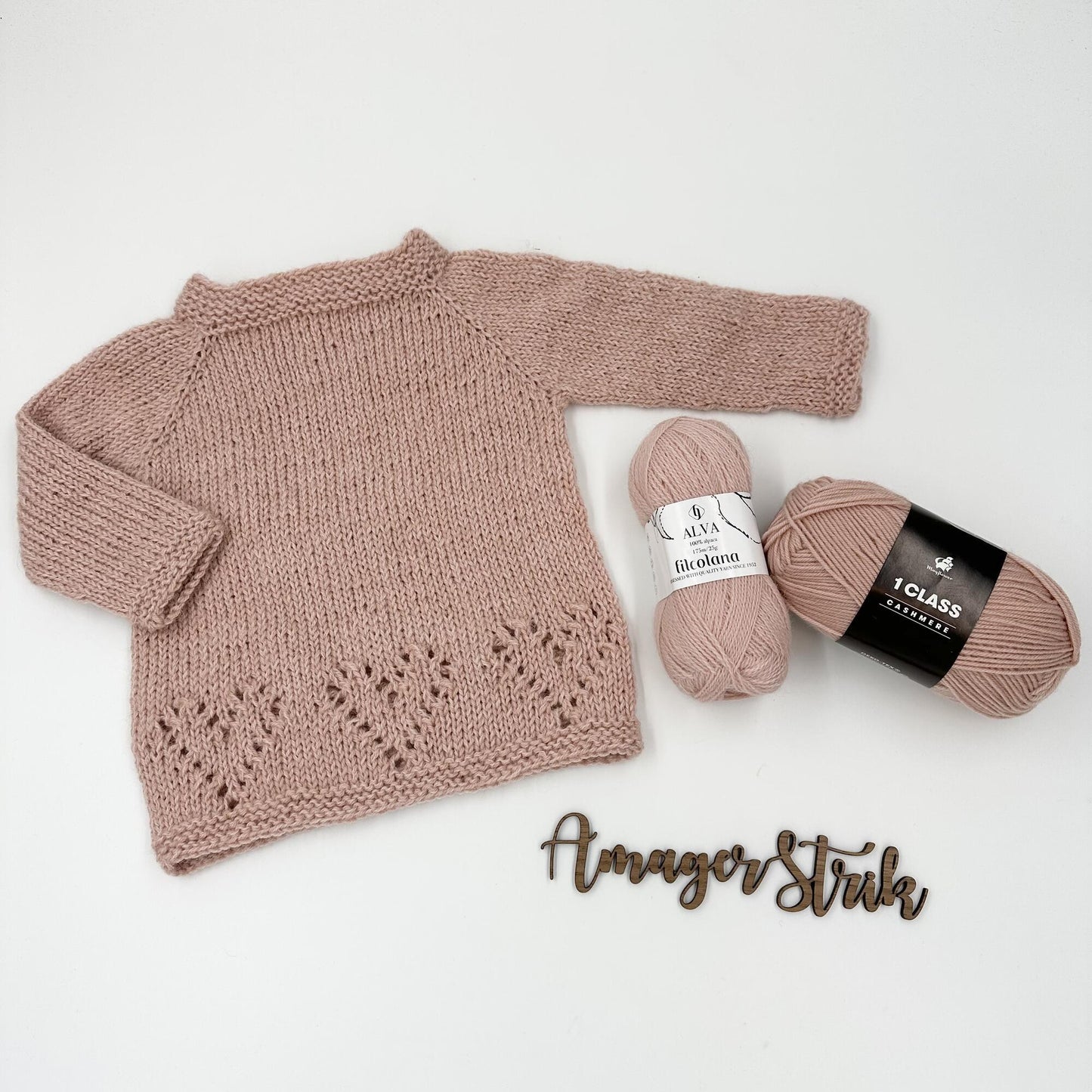 Hjerte sweater str. 3/6 mdr i 1.Class Cashmere og Alva.
