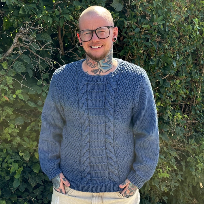 Opskrift til Matheos snoningsbluse til voksne i Merino Cotton