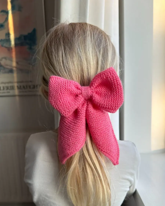 December Bow - Petiteknit