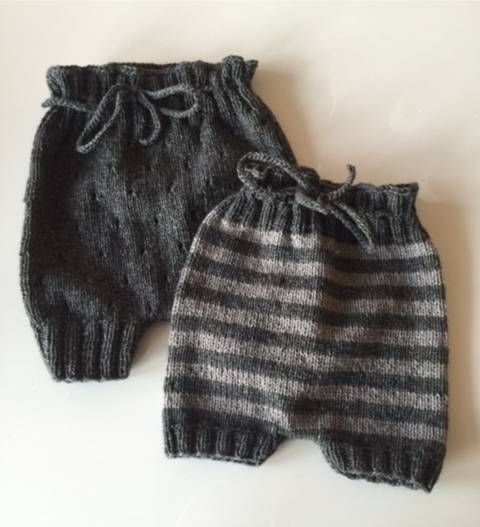 Opskrift til strikkede shorts med striber eller hulmønster